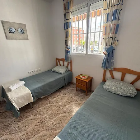 Apartamento Turistico Con 2 Dormitorios Torrevieja Exterior photo